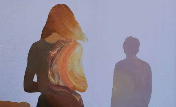 여자와 남자의 그림자