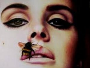 삶은 사람을 빼앗아 가는 게 아니라, 불필요한 사람과 멀어지게 한다