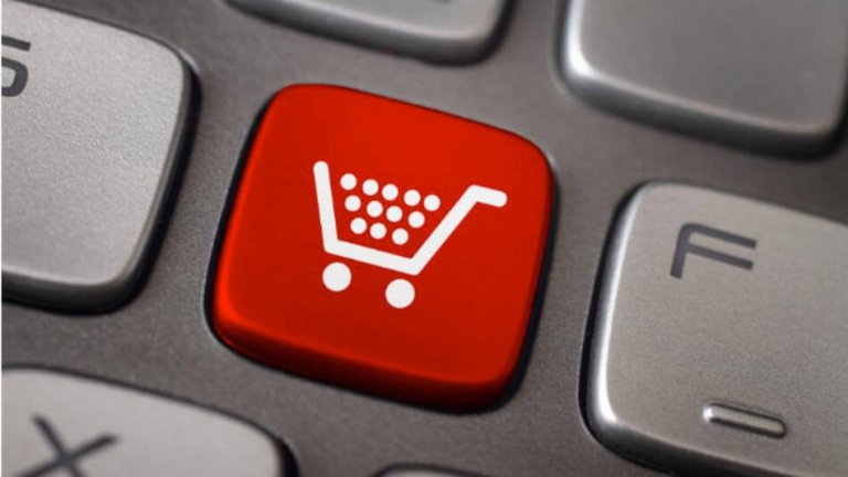 장바구니: 행복한 사람은 포옹을 하고 불행한 사람은 쇼핑을 한다