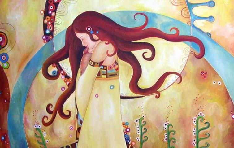 품에 무언가를 안은 여자 그림