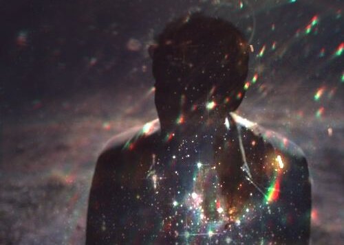 빛 속의 남자