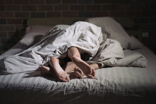 섹스솜니아(수면 섹스 장애): 자는 동안에 섹스를 하는 사람들