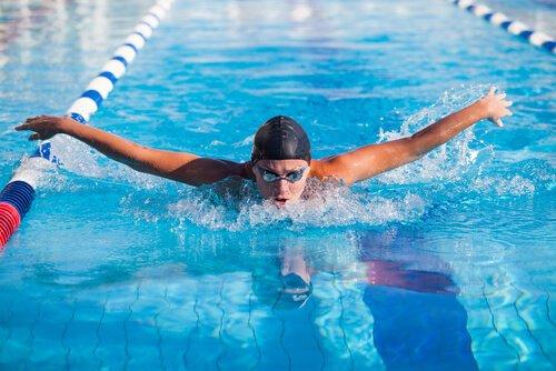 수영의 심리적 이점 5가지: 오늘부터 수영을 시작해보자