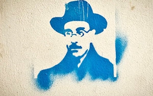 Pessoa 에게 각 개인은 무한한 현실이다