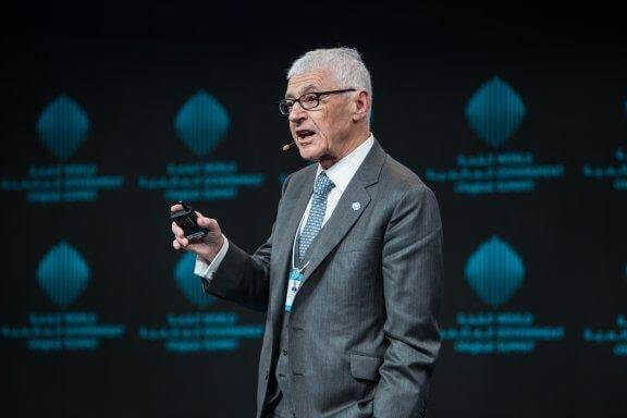 아리 클루글란스키의 인지, 자극 및 급진론