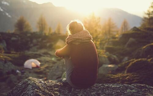 감정적 거리가 멀어진다는 것: 감정이 서서히 식을 때 01