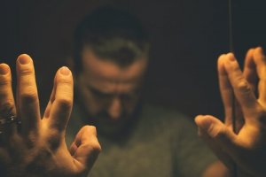 억압 그리고 폭력: 좌절-공격 가설