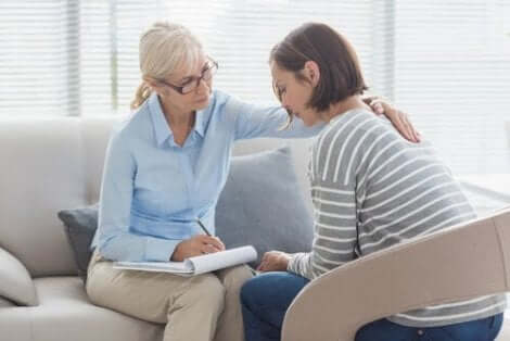 환자의 친구가 되려고 노력한다