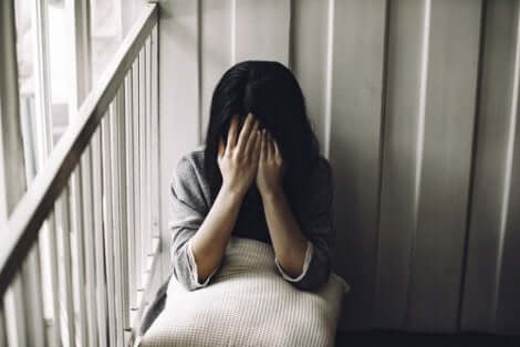 잘못된 믿음은 도움을 요청하는 것을 어렵게 만든다.
