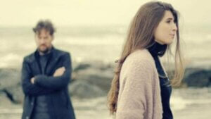 친밀한 파트너 분리 불안