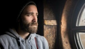 나는 대화할 사람이 필요하다