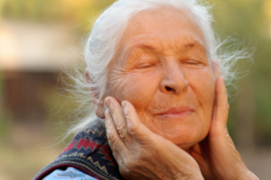 나이를 먹는 세 단계: 신체 및 심리적 변화