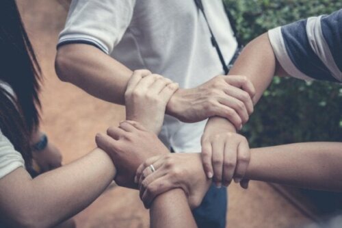 다른 사람들과 협력하는 방법